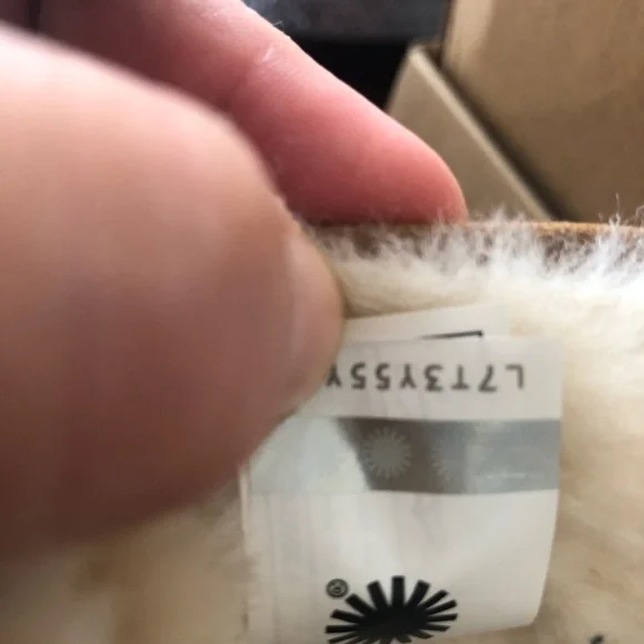 Women's Chestnut UGG Kristin wedge boots - Picture 5 of 7